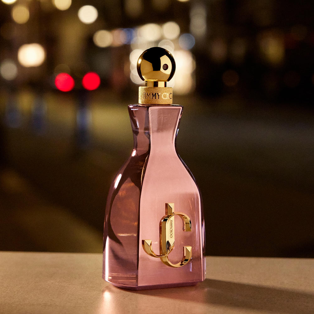 Jimmy Choo I Want Choo With Love vanilla sandalwood base warmth