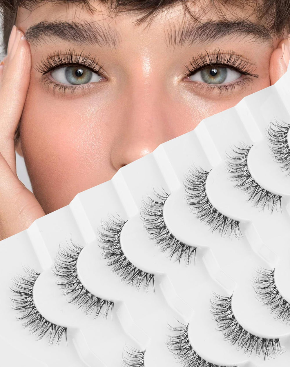 Jiocolor natural false eyelashes with clear band for a seamless everyday look