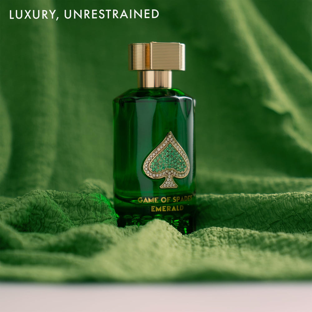 Jo Milano Game of Spades Emerald packaging, premium unboxing experience.