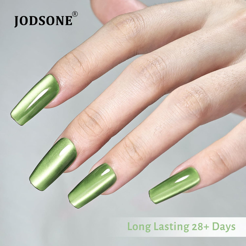 Second-layer cat-eye with magnet shaping for unique light patterns.
