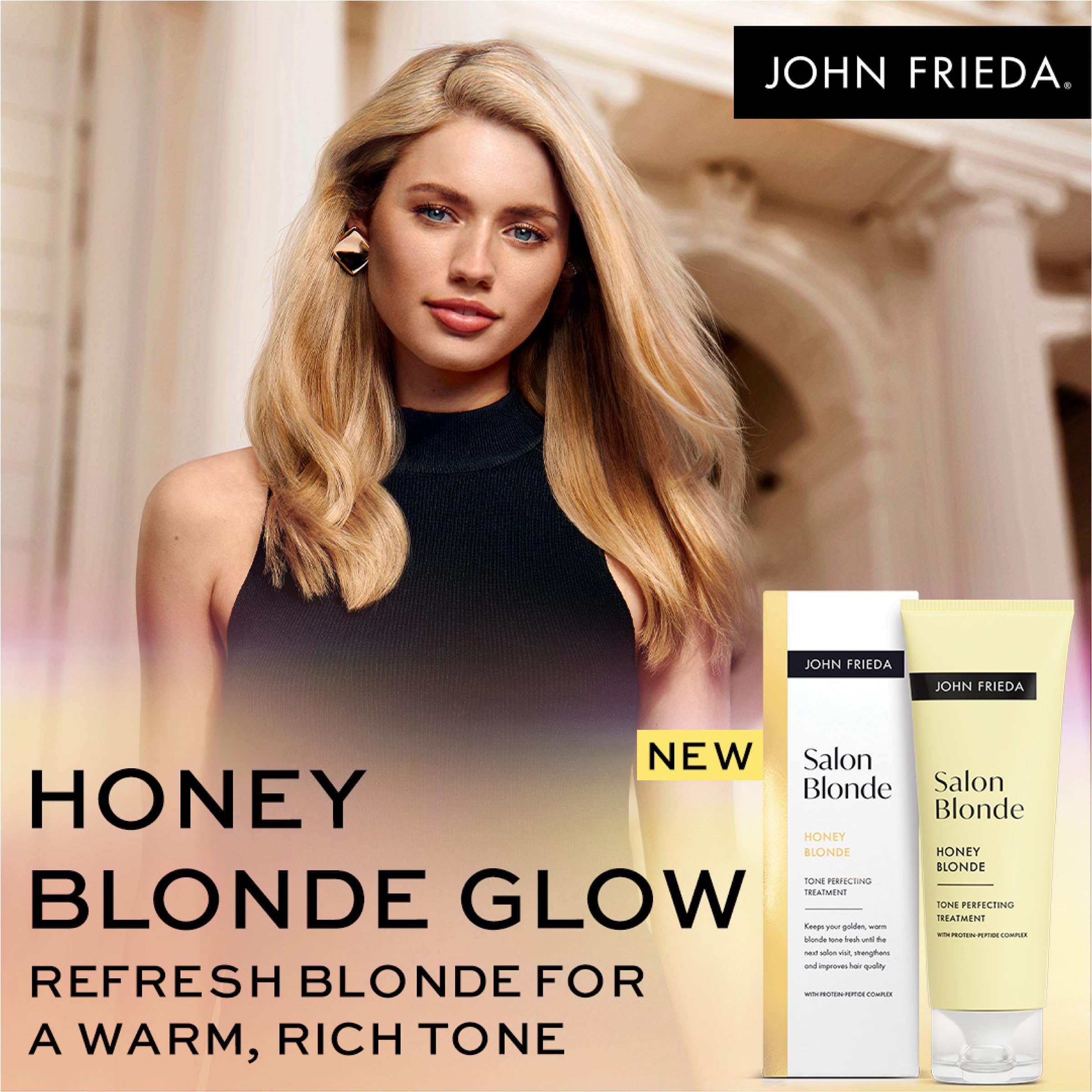 Aplicación del tonificador rubio en cabello húmedo con John Frieda