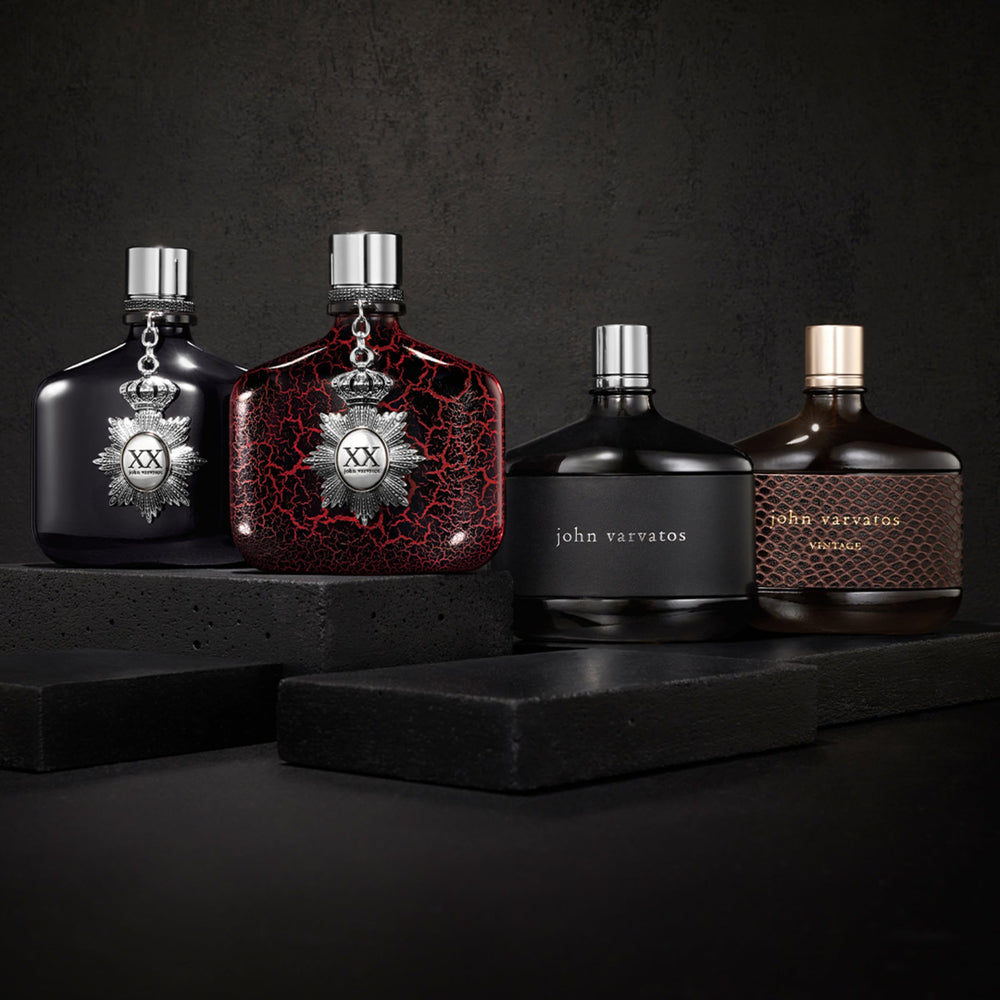 Gift-ready packaging with Vintage bottle, elevating gift-giving experience.