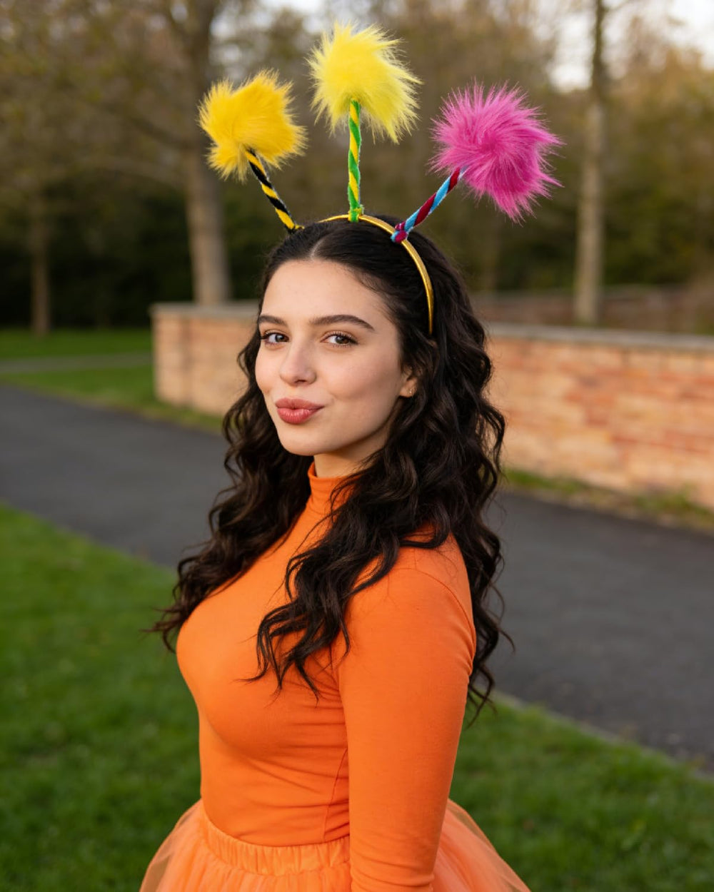 JOYCREDIBLE diadema pompones amarillos para eventos luminosos