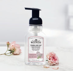 Fragancia de rosas que perfuma sin irritar la piel.