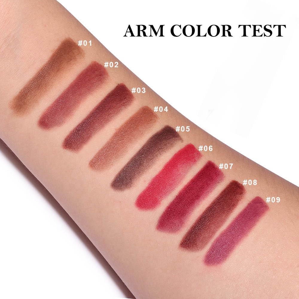 JUAAZIN creamy pigmented lip liner glides on for smooth, even color.