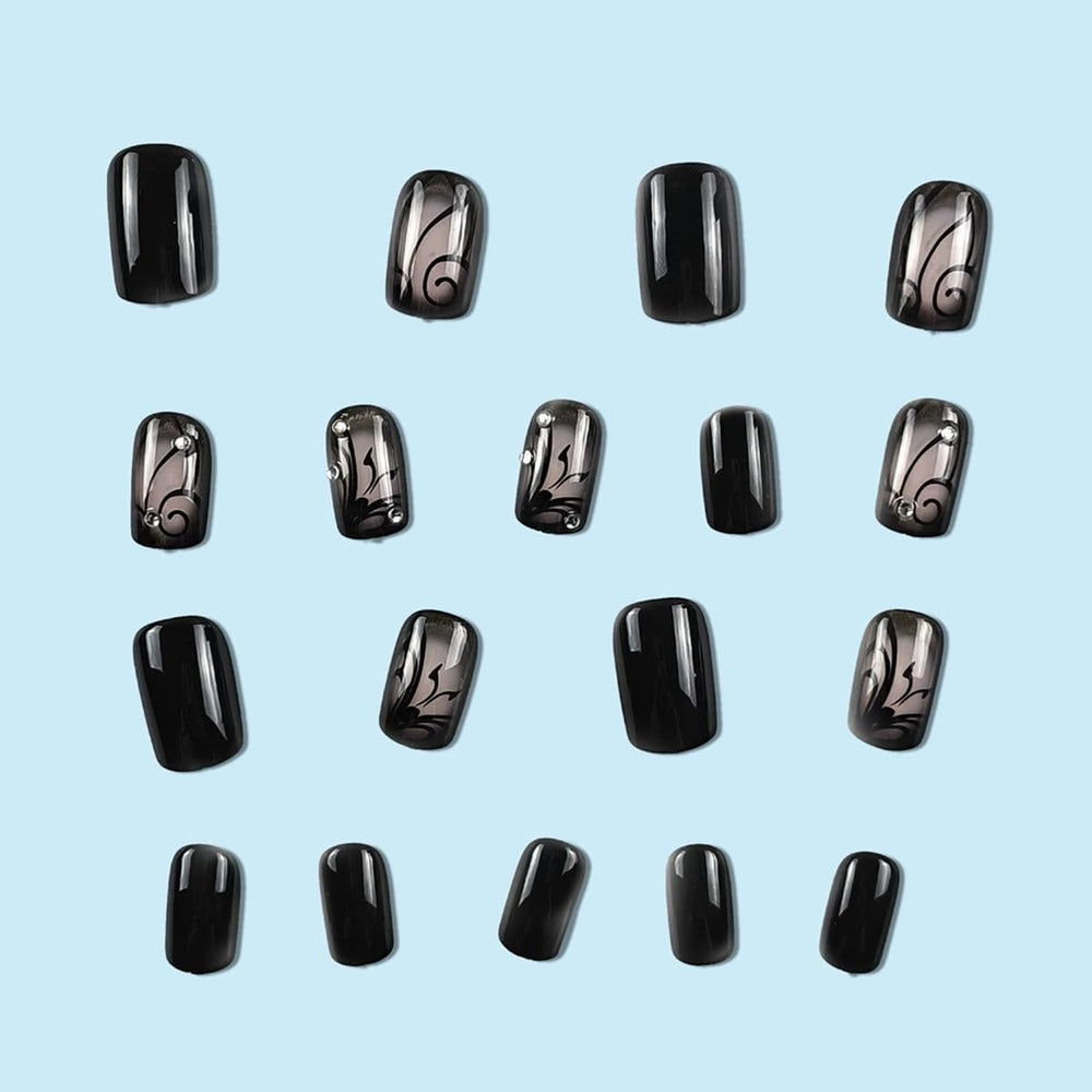 Juggssa 24-pcs fake nails tips kit ideal for DIY manicures.