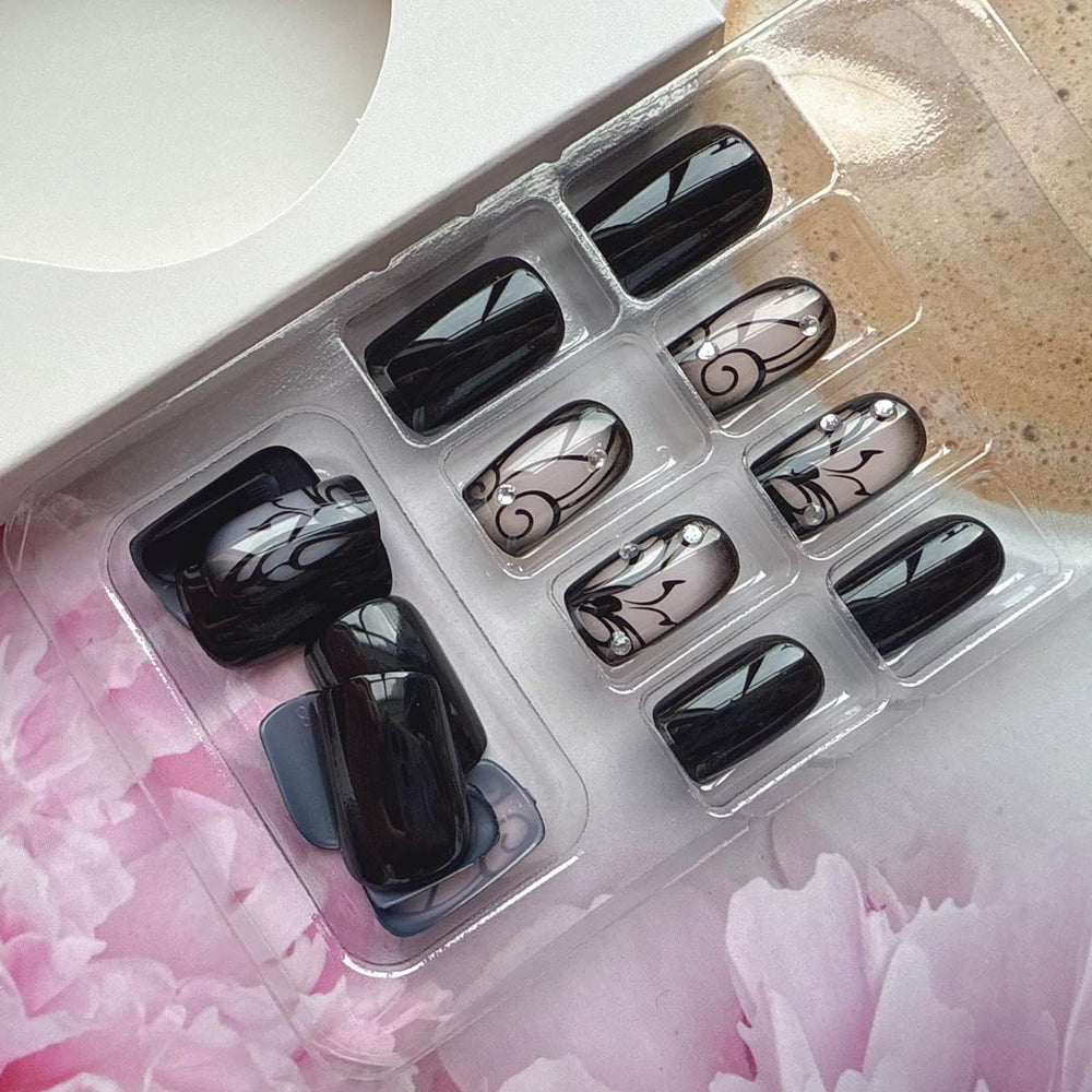 Juggssa warm water removal method preserves natural nails.