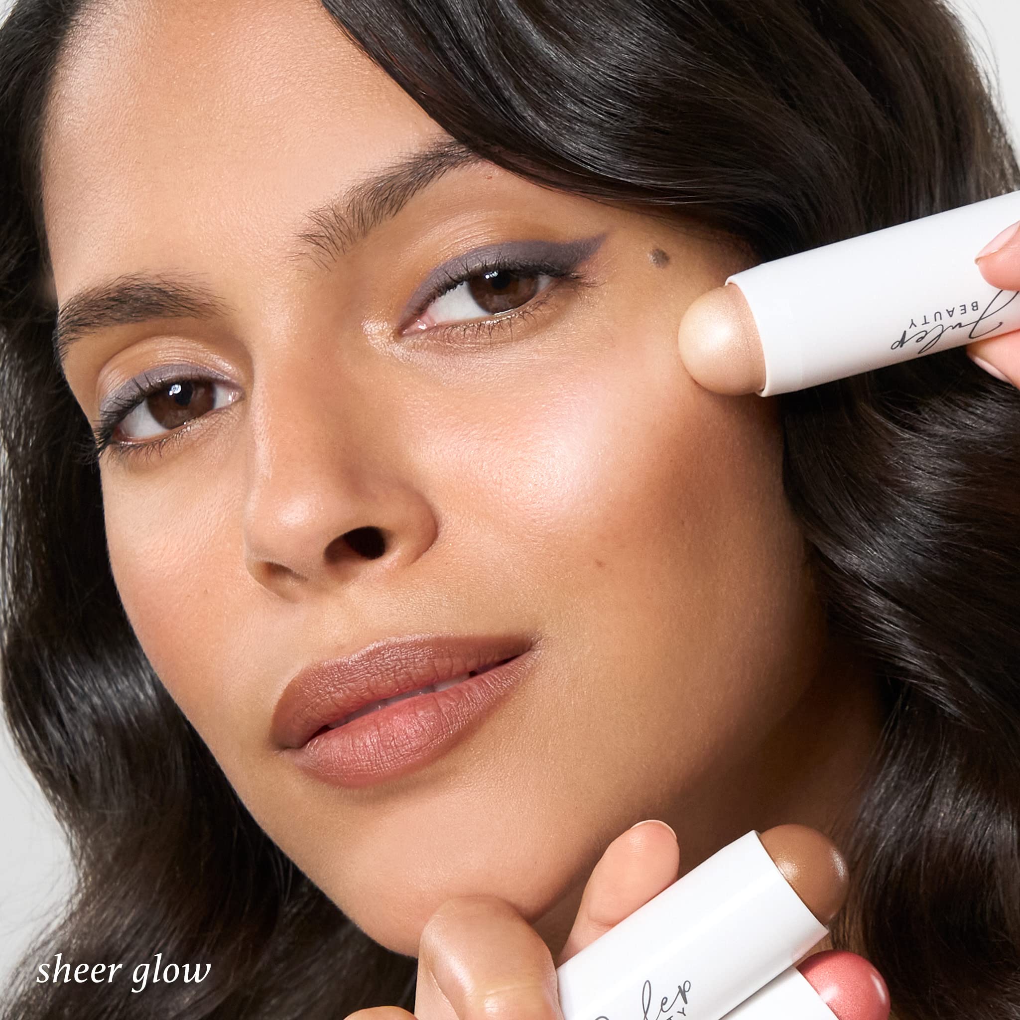 Julep Skip The Brush Highlighter Stick compact design fits in your purse.