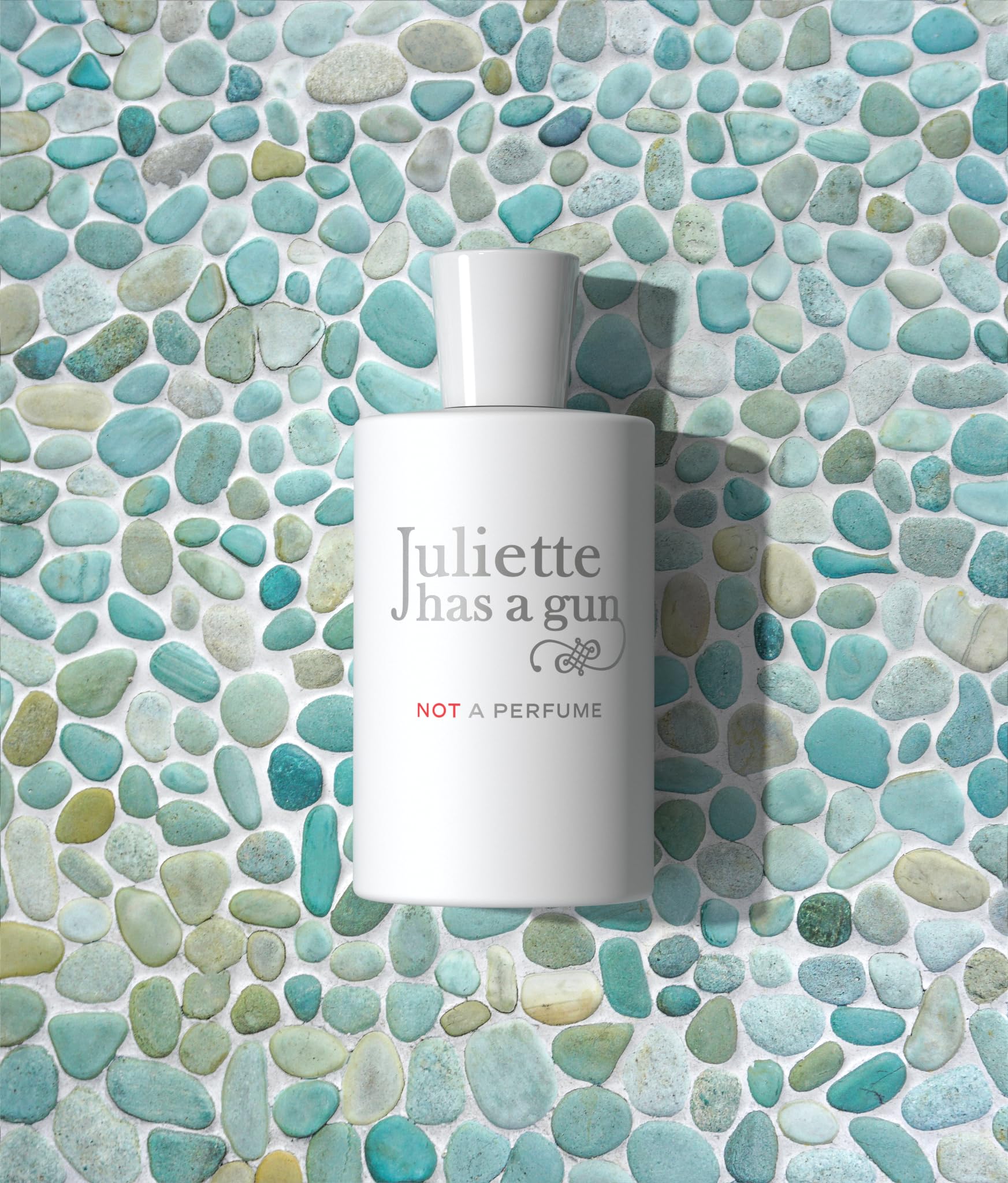 Not A Perfume molecular focus highlights allergen-free composition and aura
