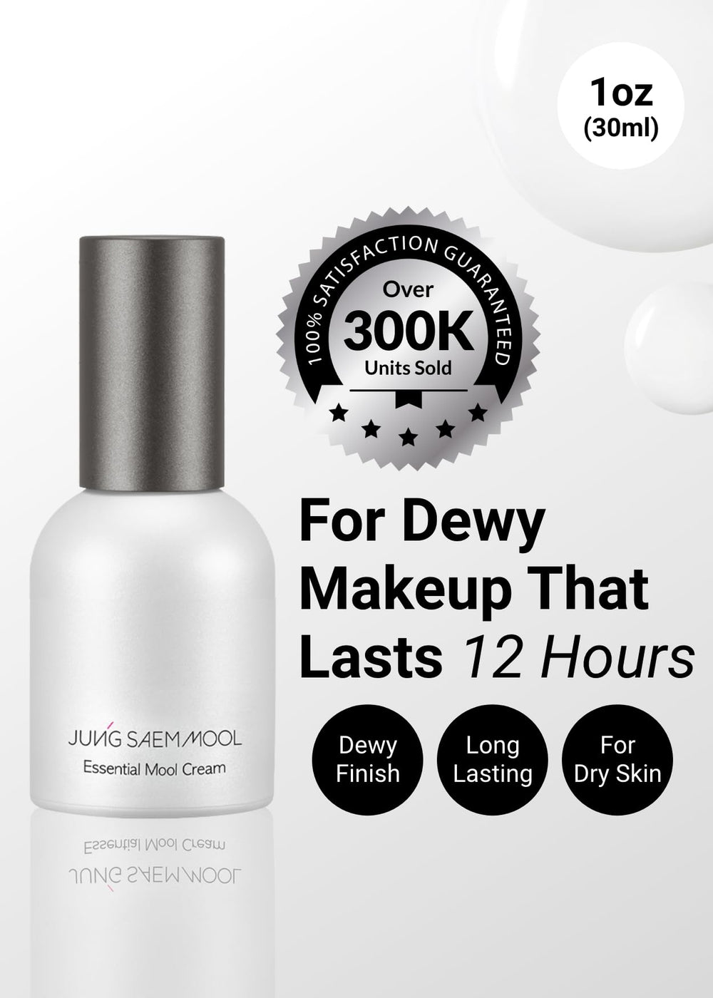 Jung Saem Mool Essential Mool Cream on hand demonstrates fast absorption and comfort.