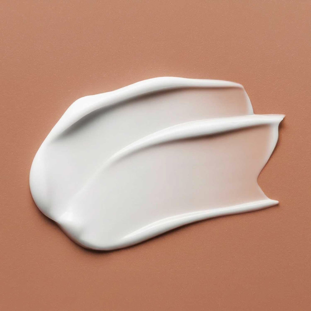 Just Nutritive Hydration Rich Cream close-up shows lasting moisture for softer hair.