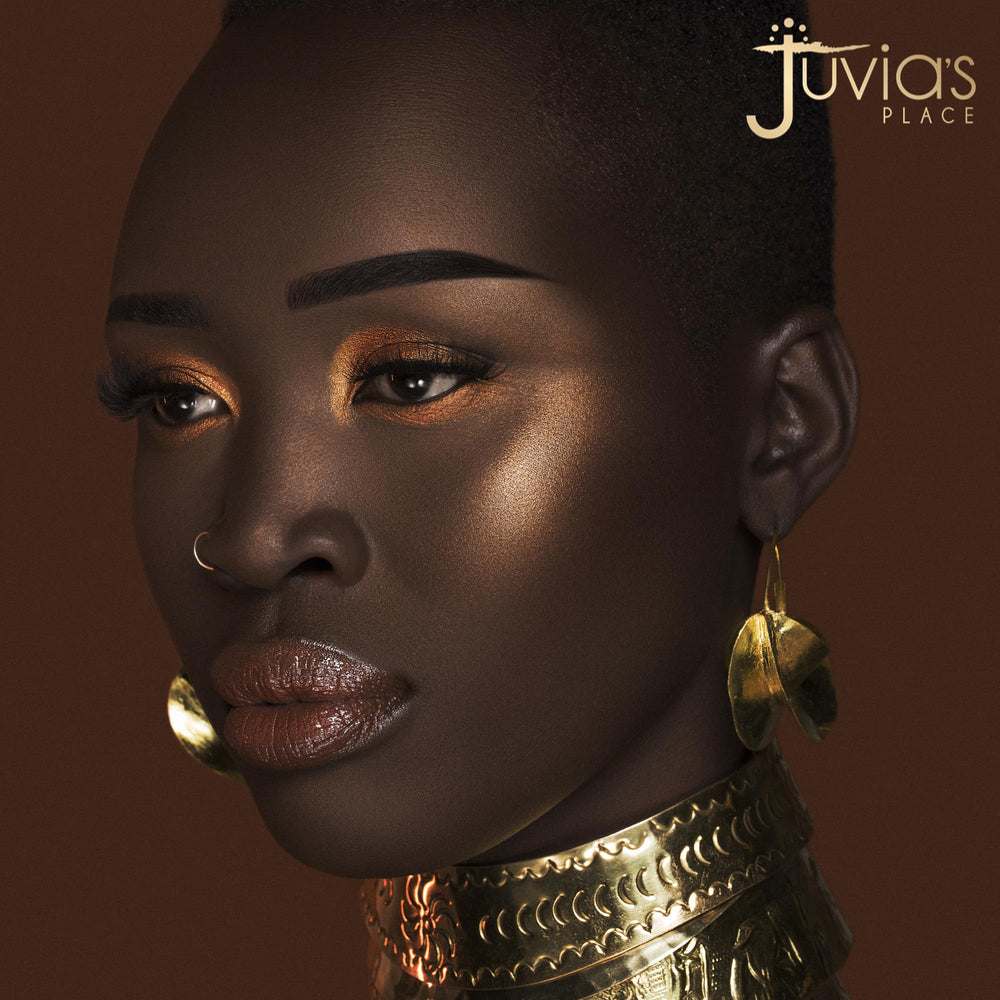 Juvia's Place Warrior palette compact swatches for quick on-the-go looks