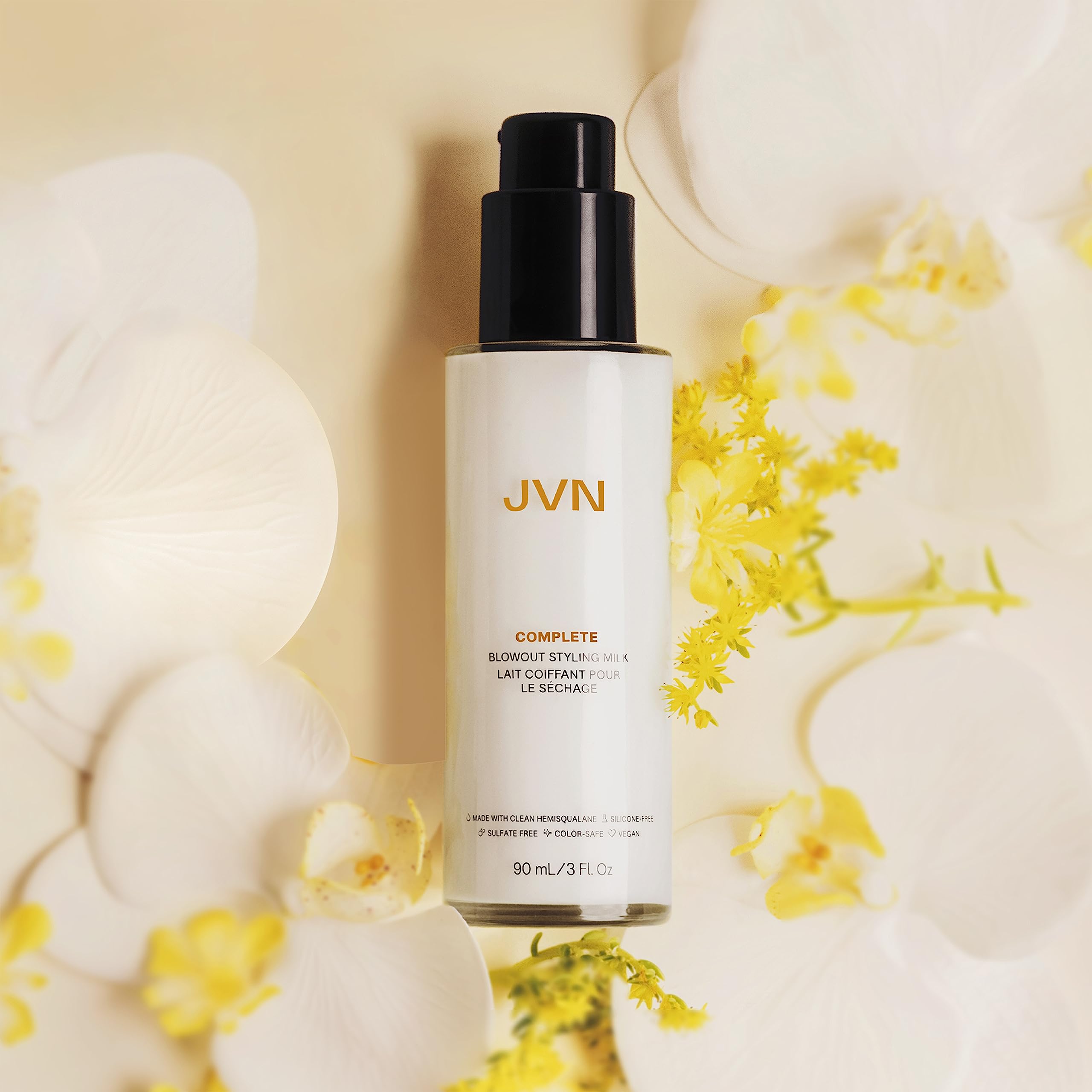 JVN Control del frizz y brillo duradero tras secado y planchado.