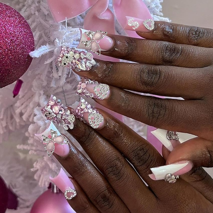 KACHIMOO dollar charm for edgy metallic nail highlights.