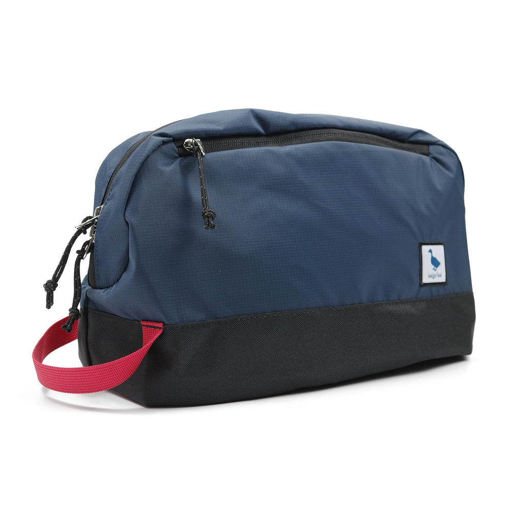 kalgoTeal travel toiletry bag 5L front view, compact and portable.