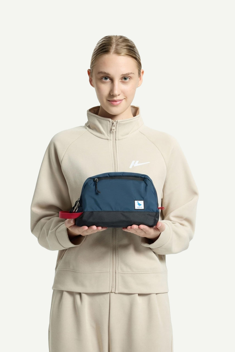 kalgoTeal travel toiletry bag 5L open with wet-dry pocket for separation.