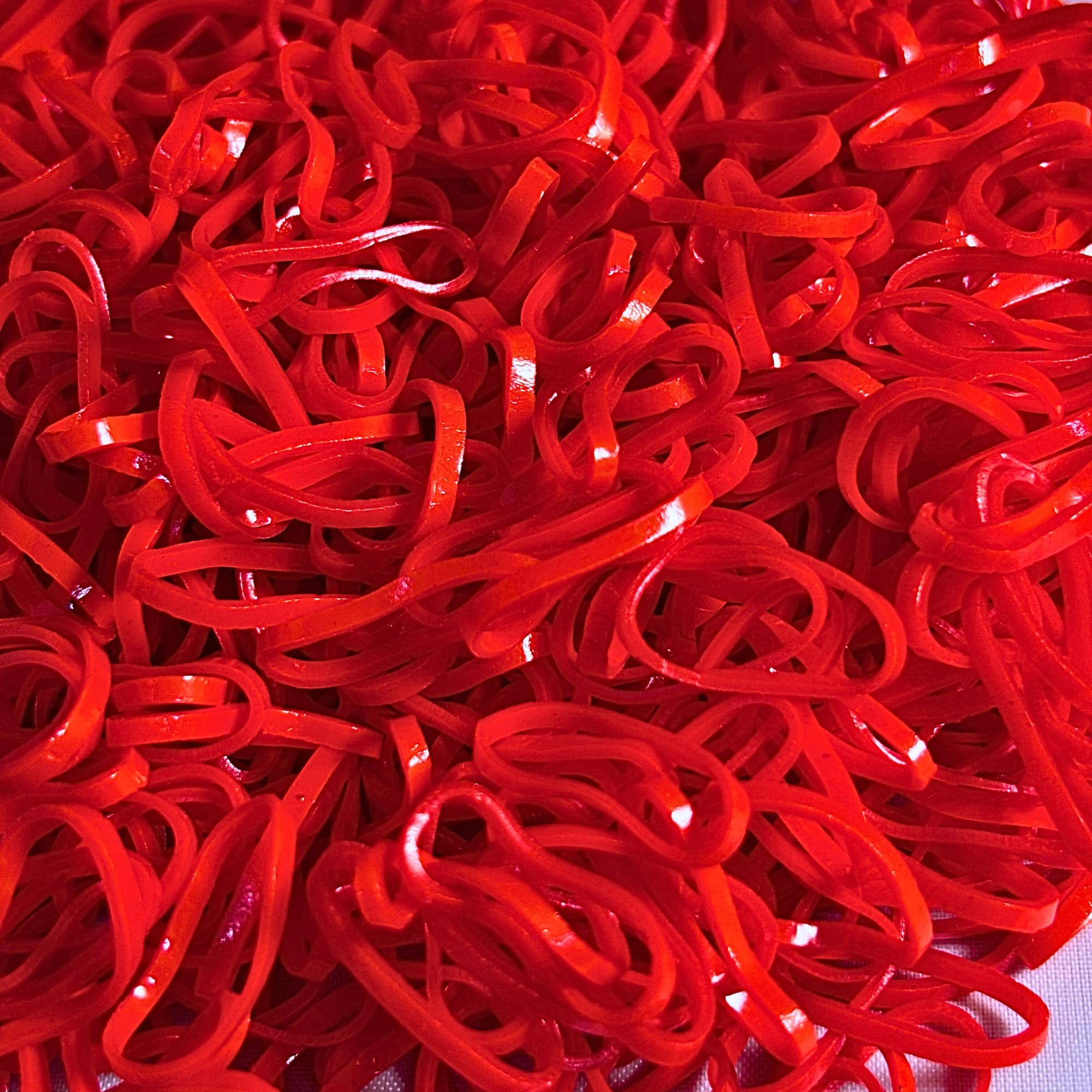 Gomas Kàllos rojas para trenzas y moños con agarre fiable