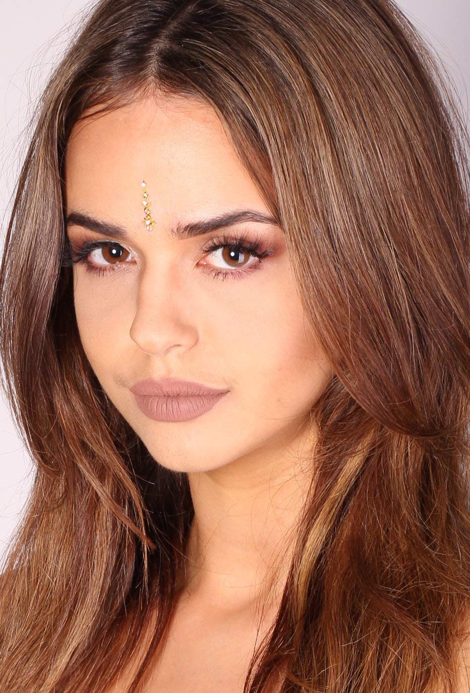 All-skin-tone friendly Karizma Gigi Gold Bindi with cosmetic-grade gems.