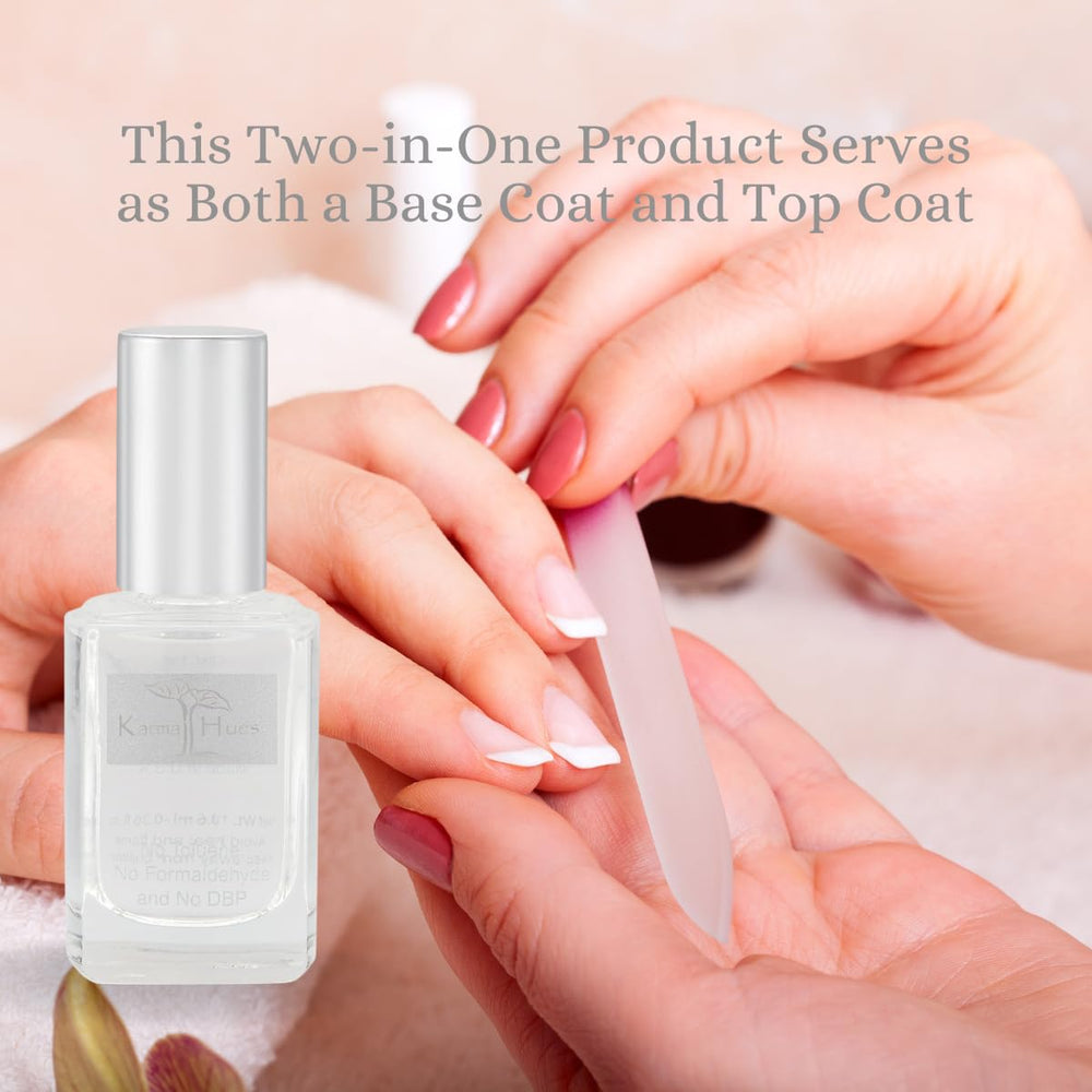 Karma Organic aplicación de base suave para una base uniforme en uñas.
