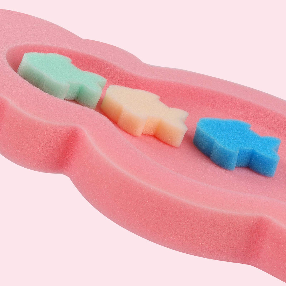 KECUCO esponja bano bebe rosa style4, absorbe agua y mantiene al niño cómodo.
