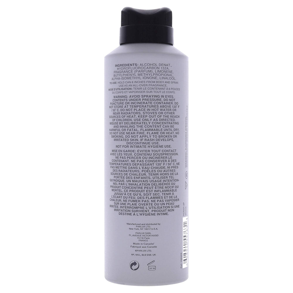 Kenneth Cole Reaction bottle cap closeup showing premium design and spray capability.