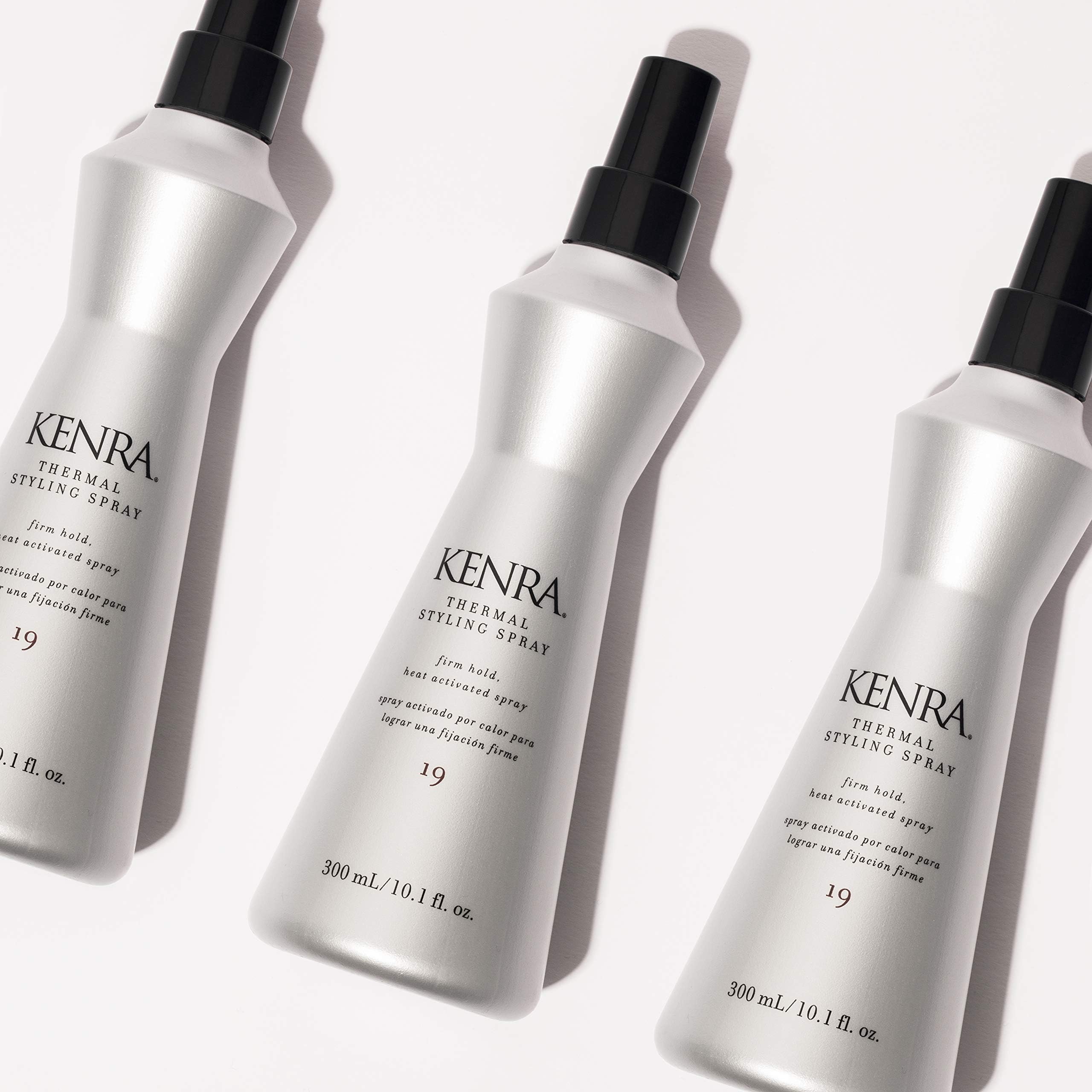 Kenra aerosol térmico aporta brillo satinado al cabello.
