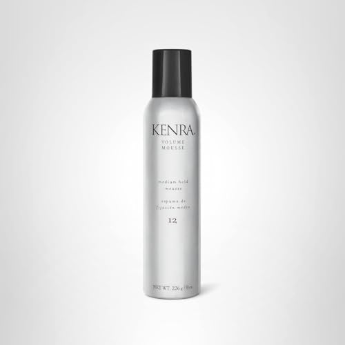 Kenra Volume Mousse 12: estilo diario con acabado brillante y ligero.