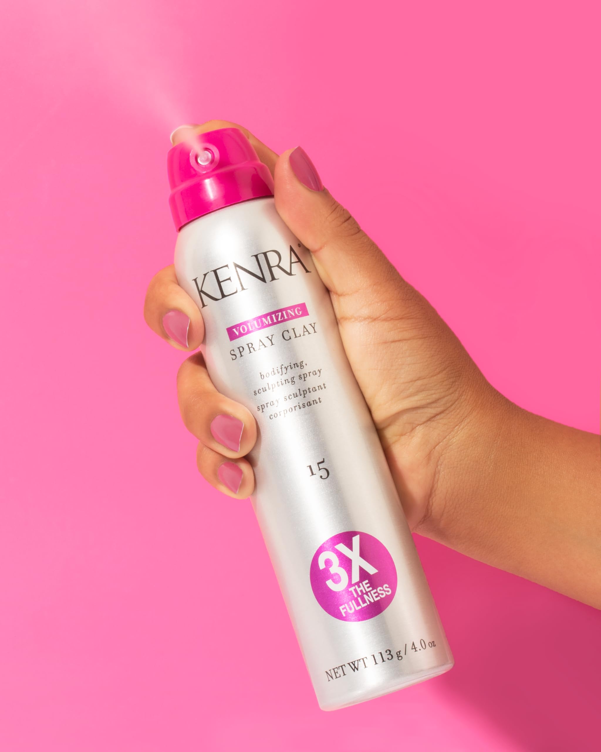 Kenra Volumizing Spray Clay 15: uso en cabello medio y puntas para mayor cuerpo.