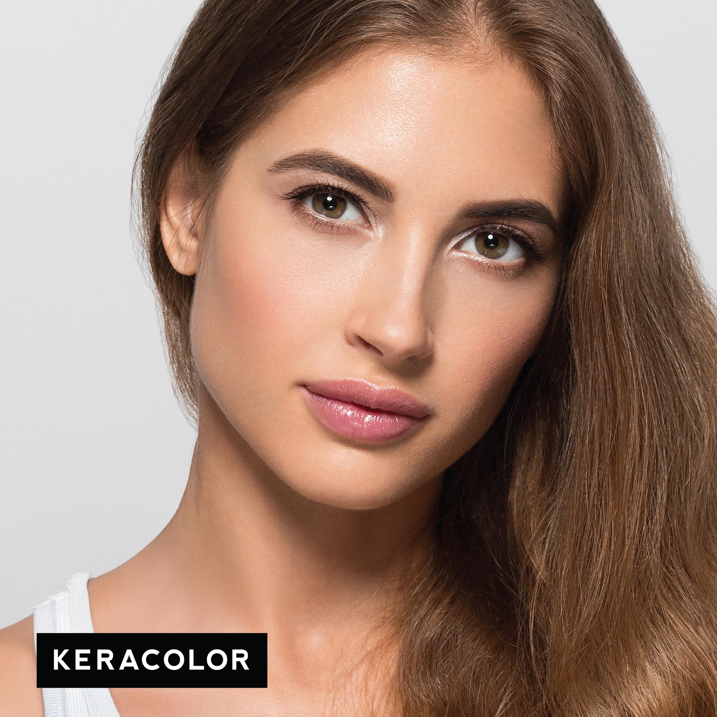 Keracolor Mocha Latte pump shows controlled, even product application.