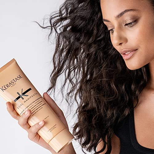 KÉRASTASE Curl Manifesto Hydratation Essentielle bottle with cap hints portable conditioning on the go.