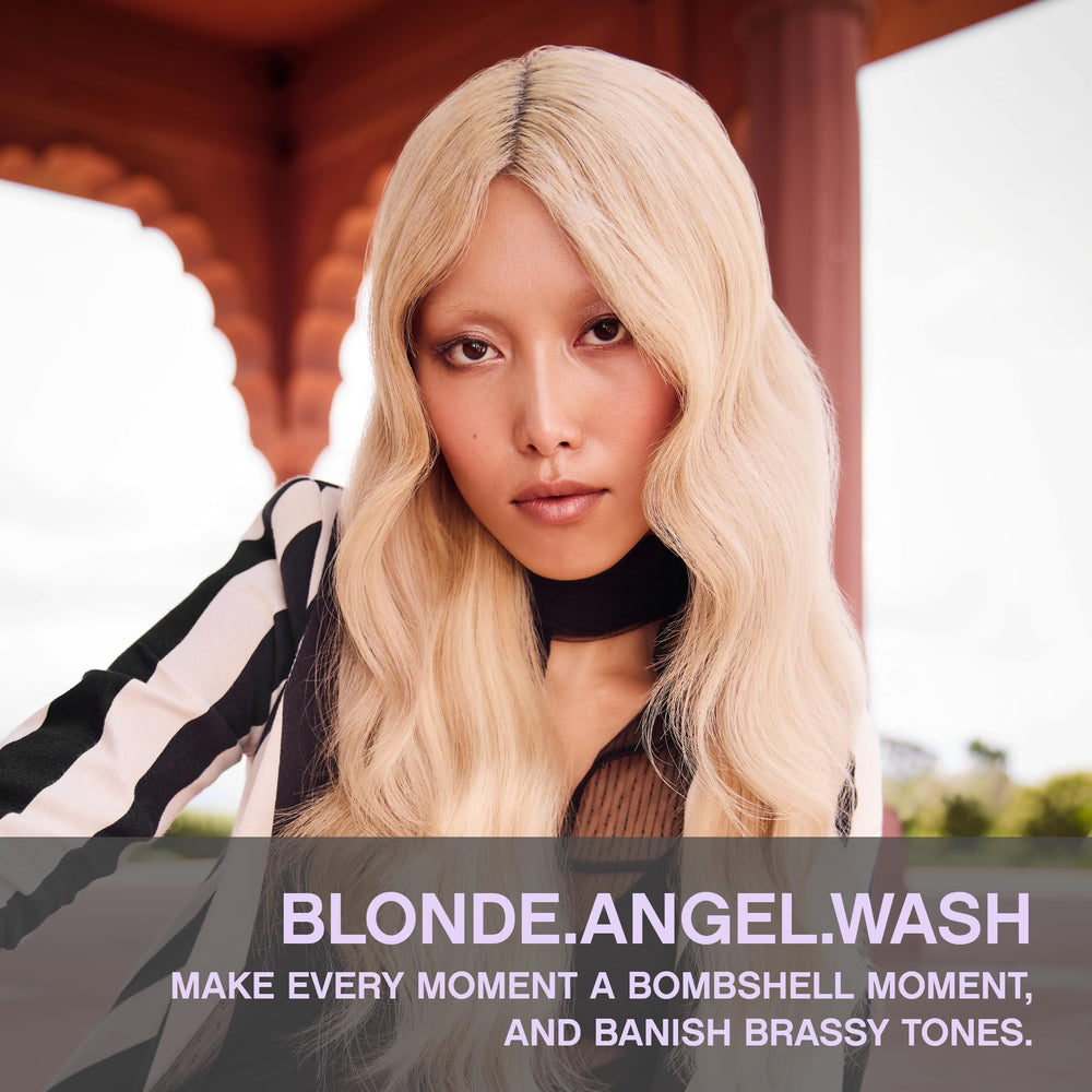 KEVIN.MURPHY BLONDE.ANGEL.WASH pour showing even distribution for cleansing.