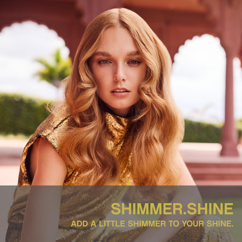 KEVIN.MURPHY SHIMMER.SHINE mist delivers quick luminosity and smoothness