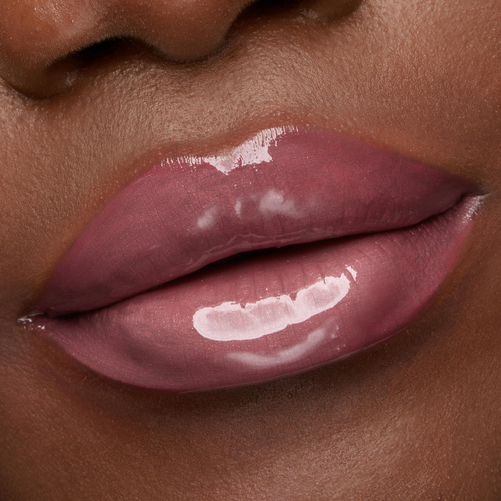 Kiko Milano Unlimited Double Touch 120 dermatologically tested for gentle use on lips.