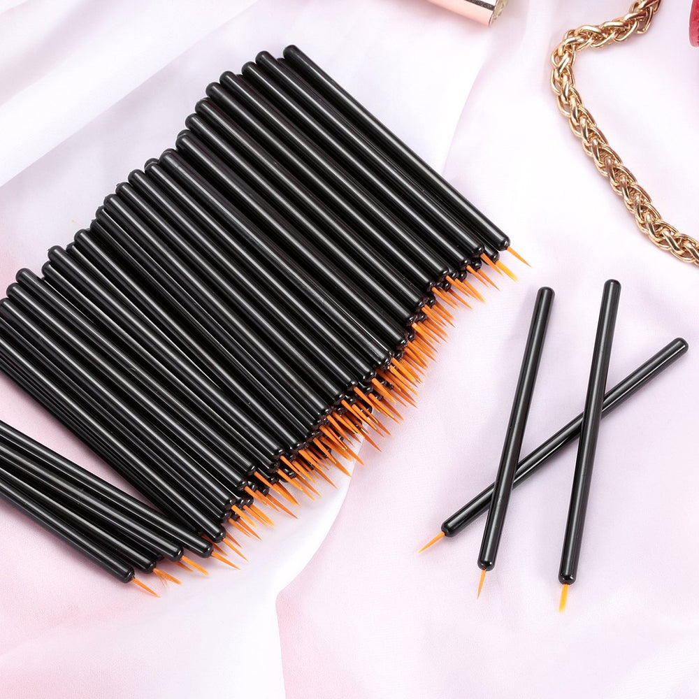 Home users enjoy tidy, hygienic routines with KINGMAS brushes.