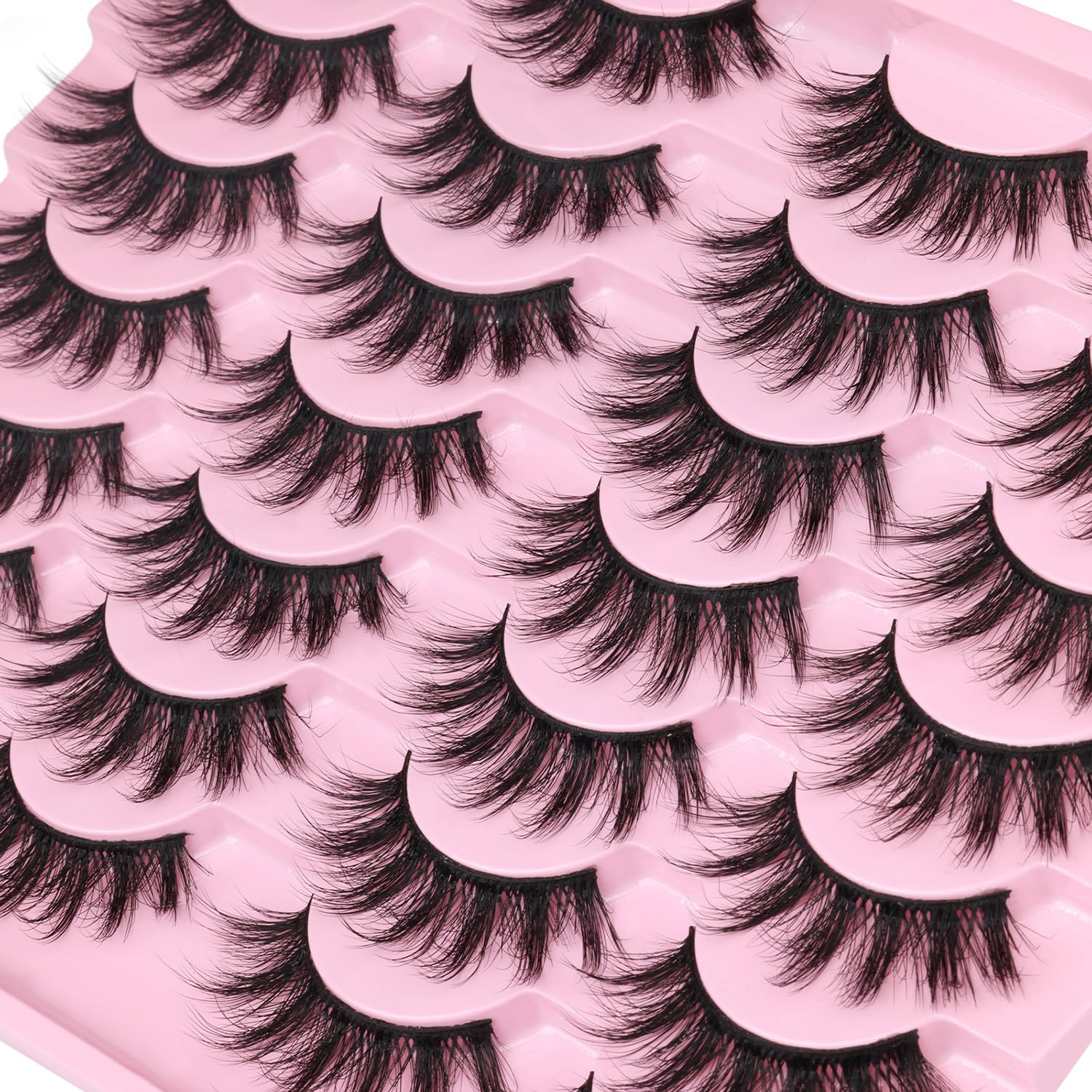 Kiromiro easy-to-apply strip lashes for beginners seeking quick glam.