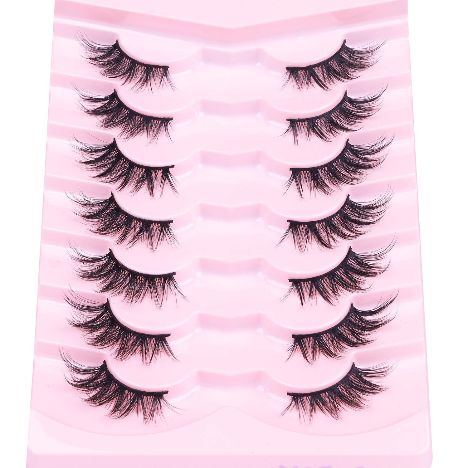 Kiromiro 3D Volume Effect creates a defined cat-eye silhouette