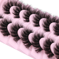 Kiromiro Lashes cat-eye dramatic style for evening looks.