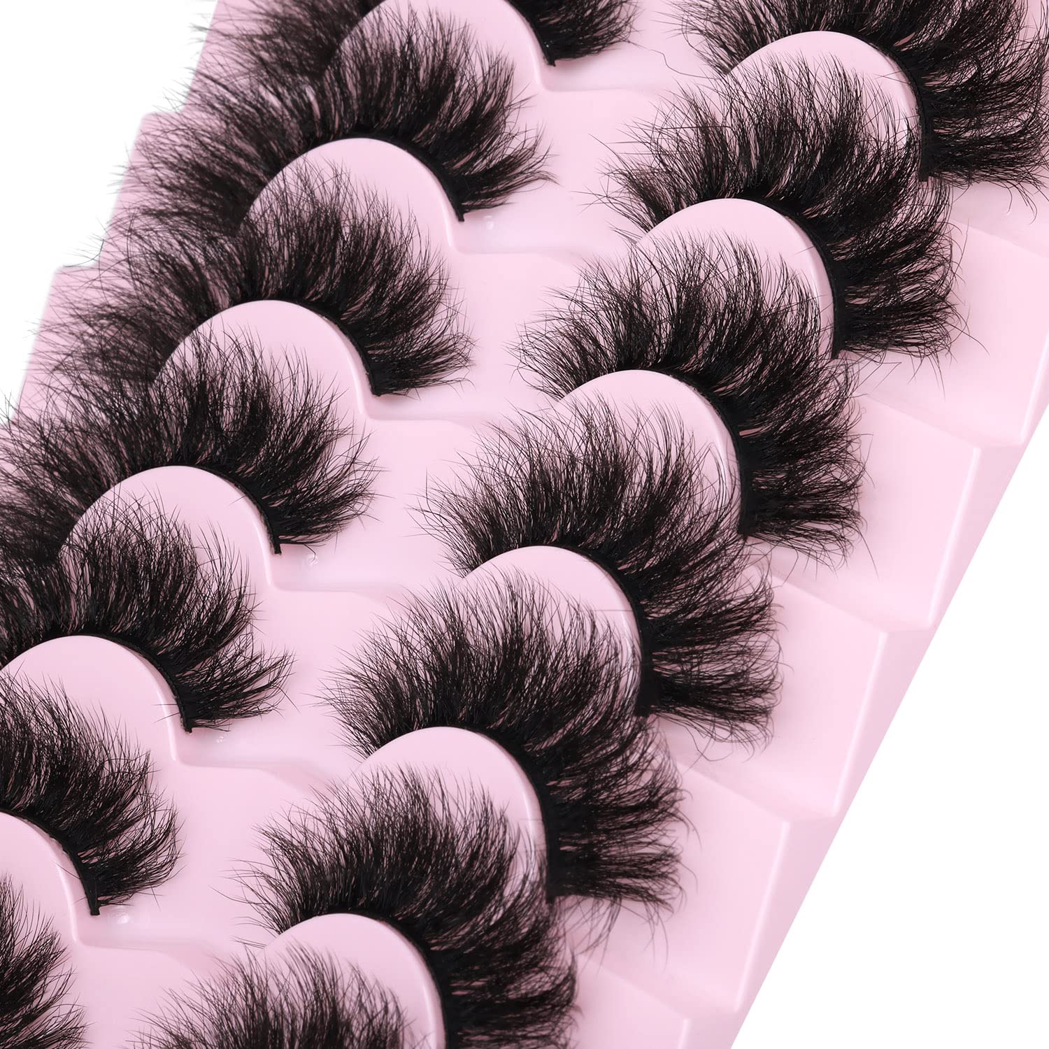 Kiromiro Lashes fluffy style pack with soft, airy wisps.