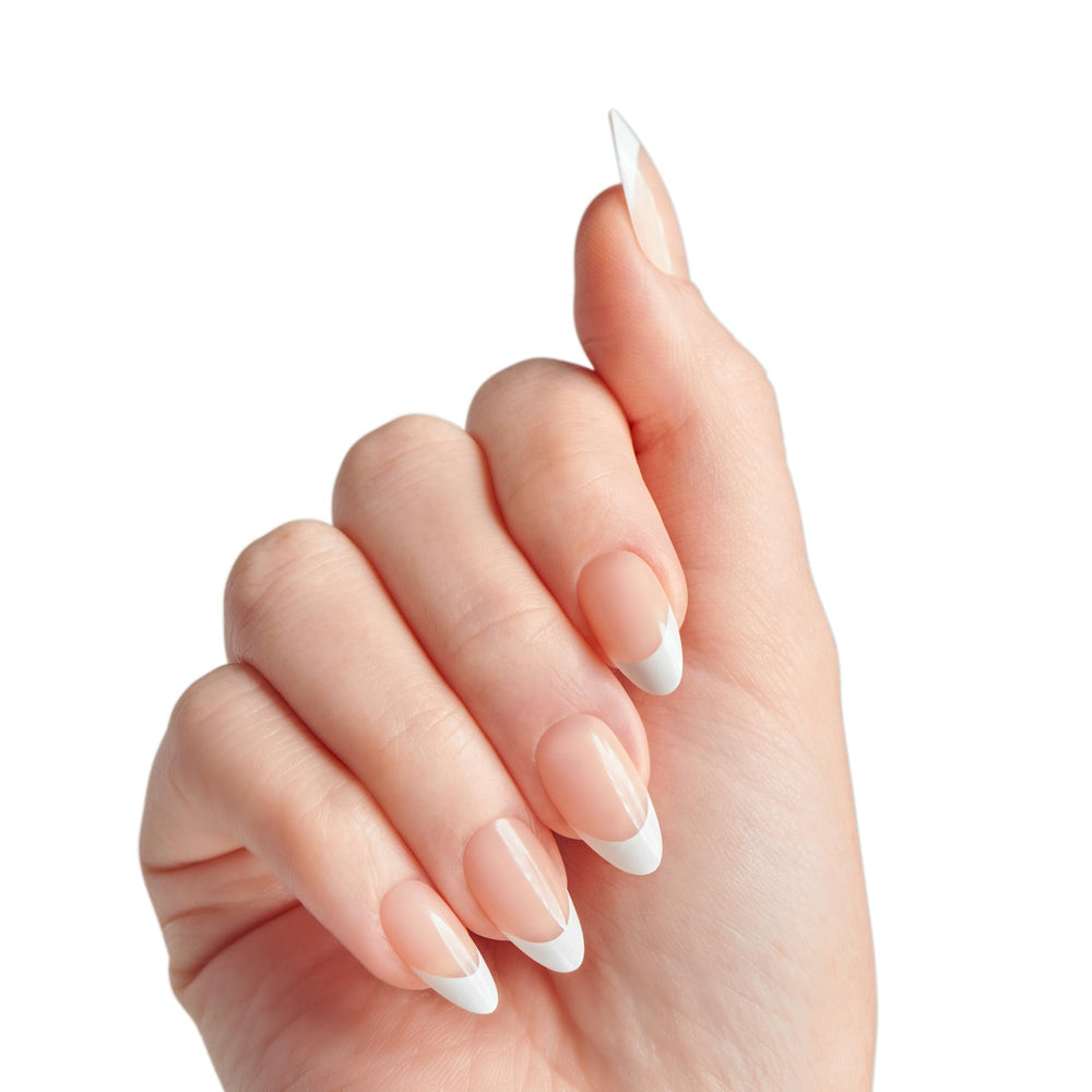 KISS Classy Nails, forma almendra Dashing para estilo moderno y cómodo.