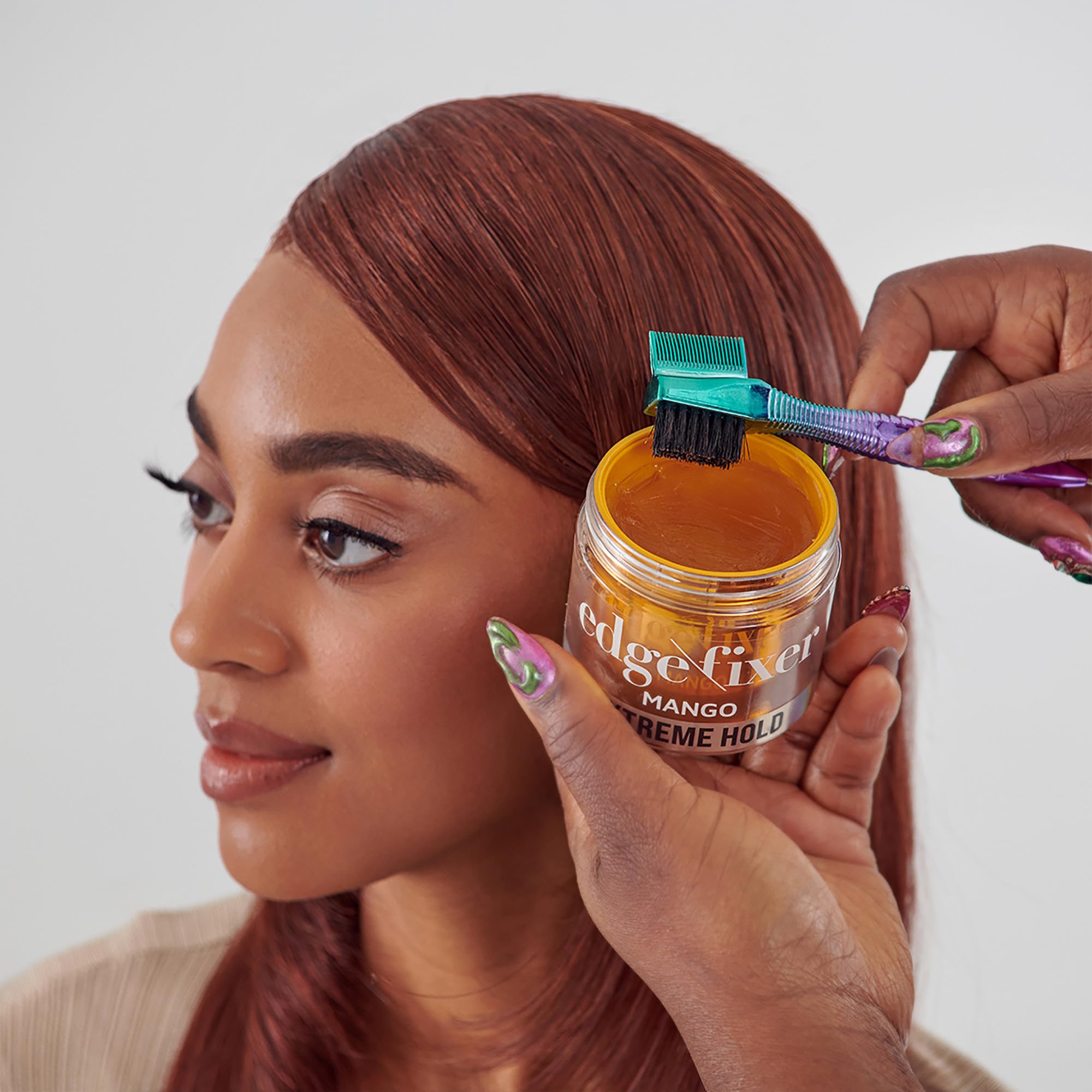 KISS COLORS & CARE Extreme Hold Edge Fixer gel, control de borde para estilo duradero