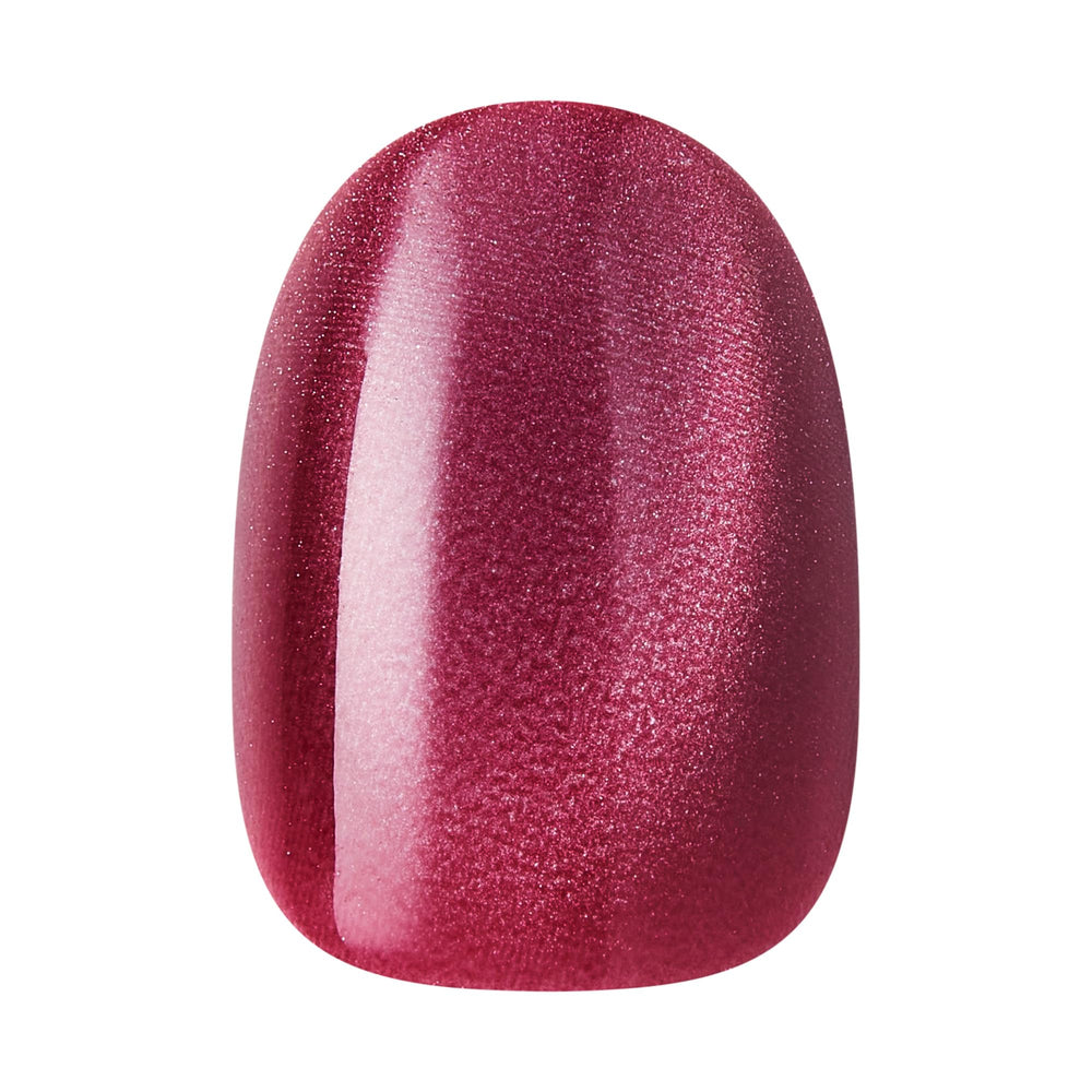 KISS CORE Flaming Purple short round nails for a comfortable fit