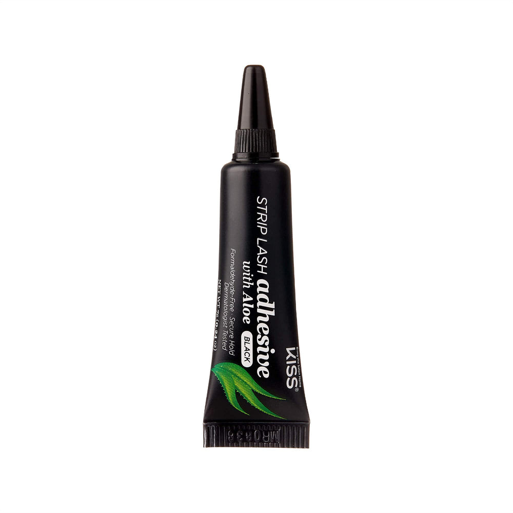 KISS dermatologist-tested lash glue ready for easy wear