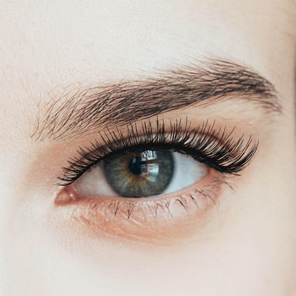 KISS Looks So Natural Sultry 12mm lashes reusable up to ten times for cost-effective wear.