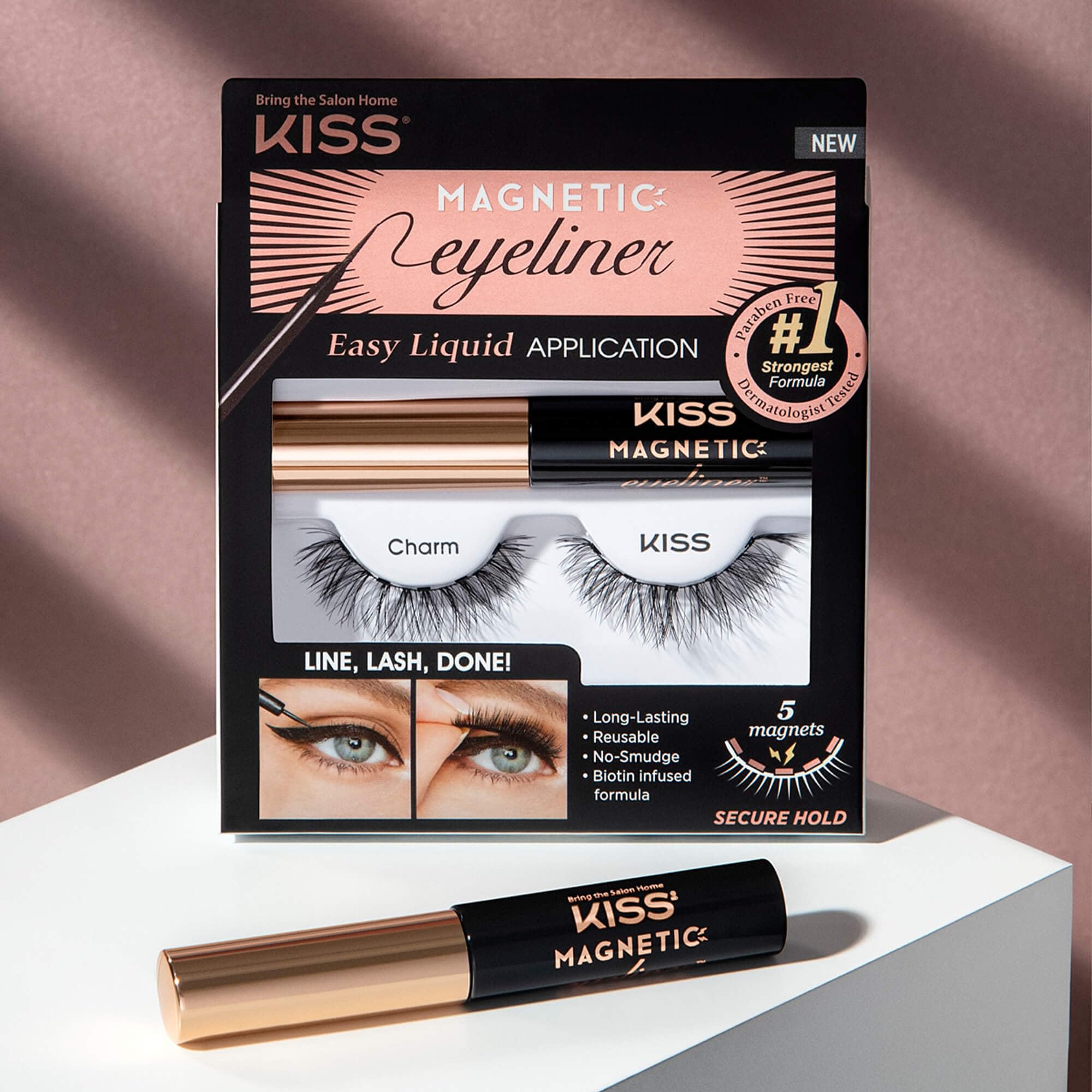 KISS Charm eyeliner demonstrates smudge-proof, wind-resistant wear.