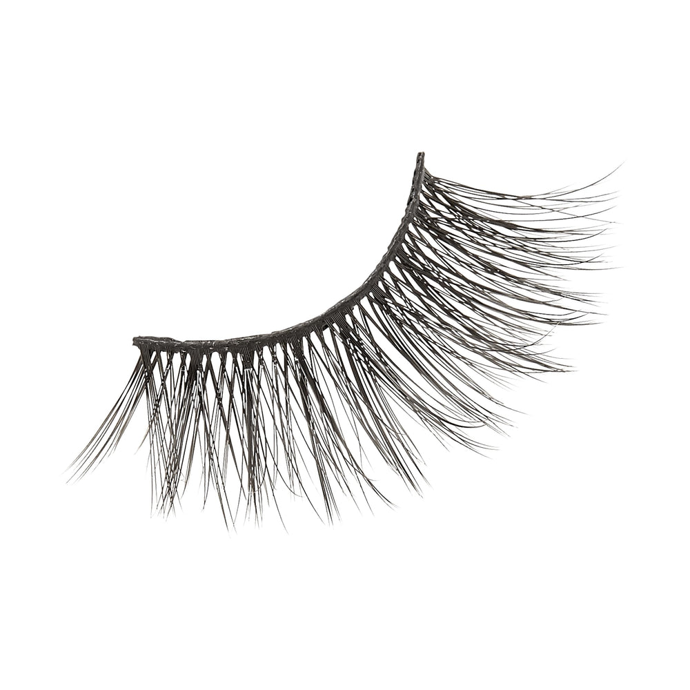 Reusable Charm lashes highlight up to 15 uses with proper care.