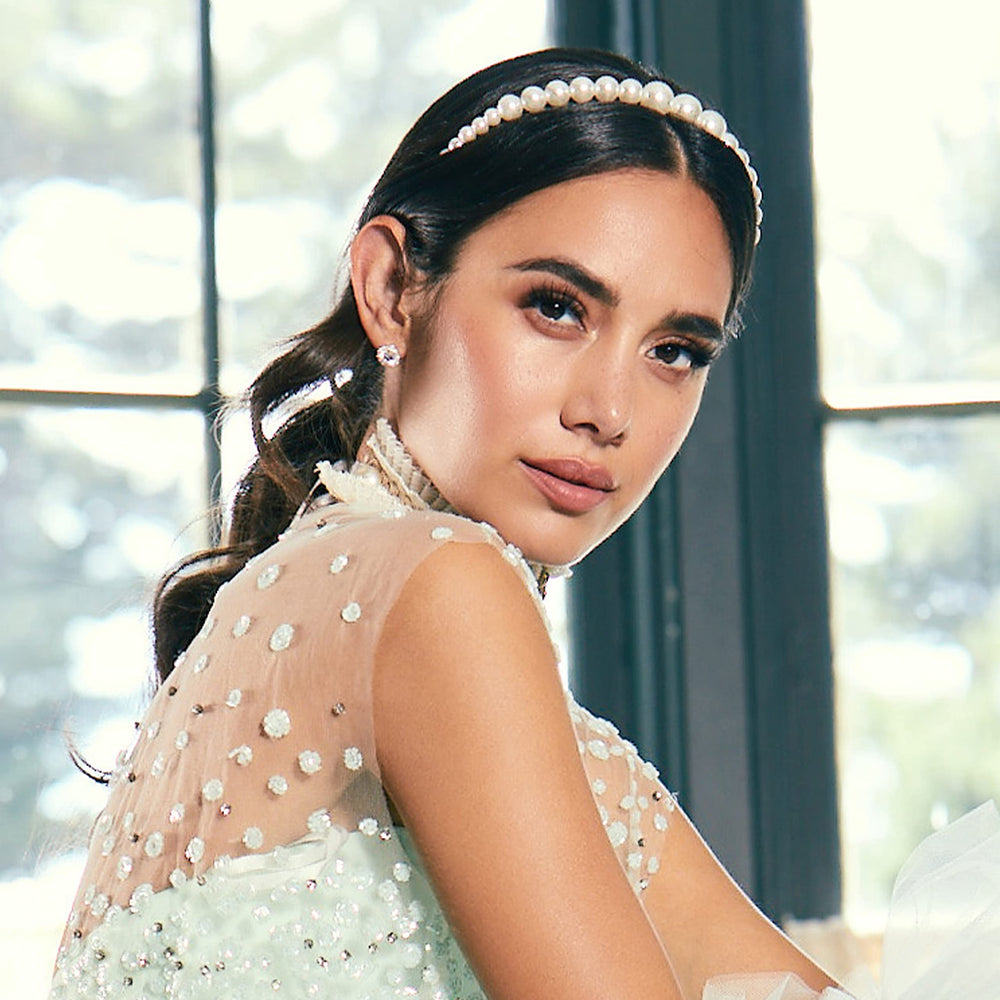 KISS Muses Legacy water-resistant lashes for all-day wear.