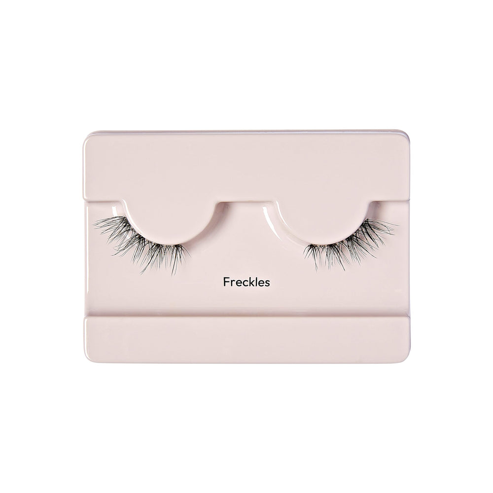 KISS The New Natural Easy Apply lashes simplify daily makeup look.