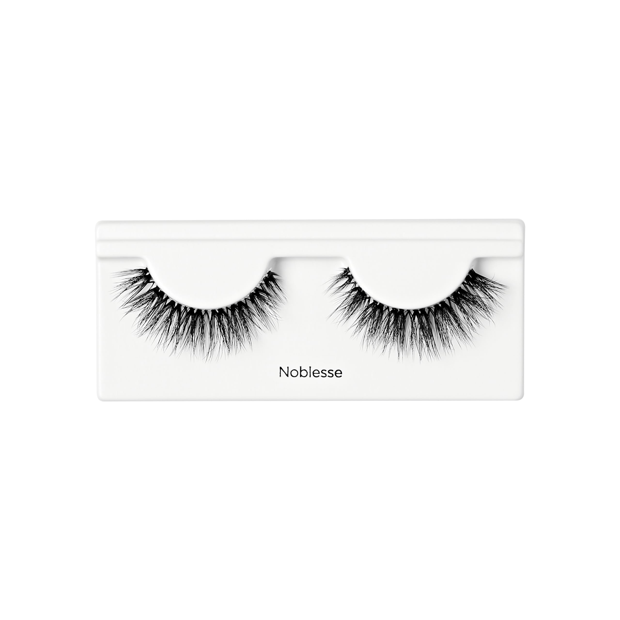 KISS The Muses Noblesse 12mm queen-style lash for standout look.