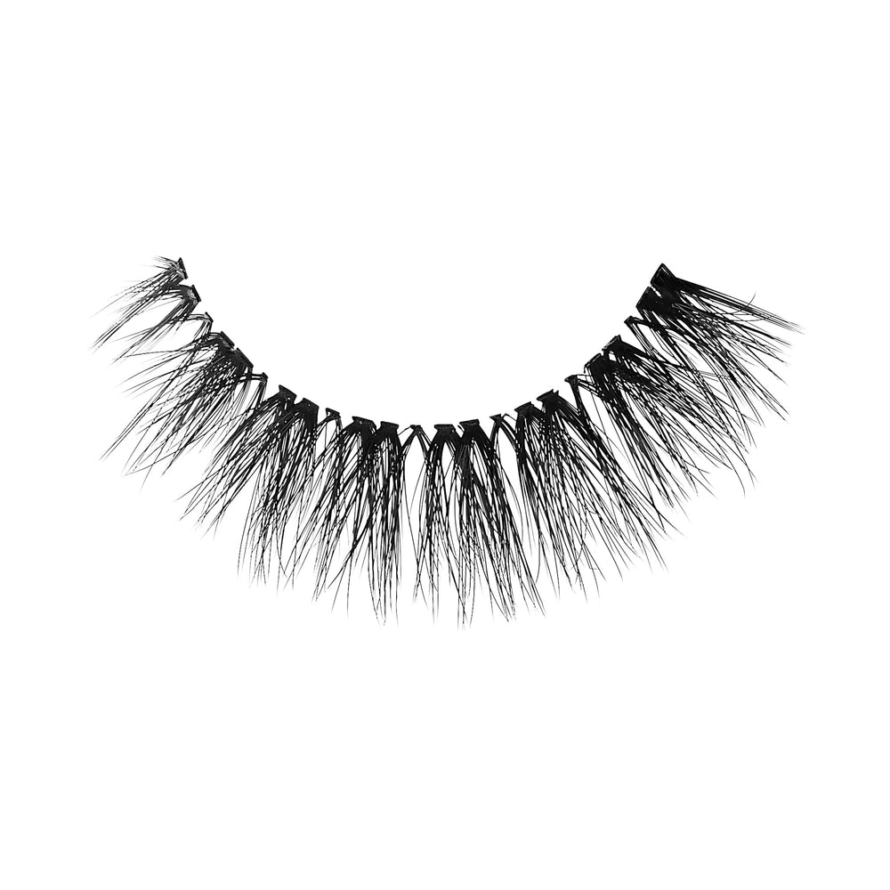 KISS The Muses Noblesse 12mm reusable lash pack for multiple wears.