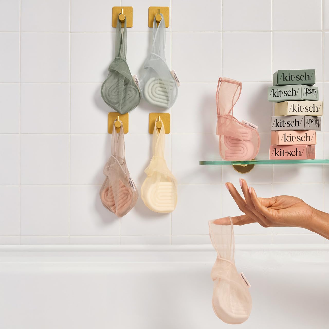 Kitsch shower storage bag keeps bars organized on every trip.